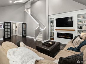8512 213th Place NE, Redmond WA 98053