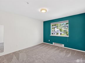 19230 Forest Park Drive NE A201, Lake Forest Park WA 98155