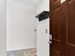 19230 Forest Park Drive NE A201, Lake Forest Park WA 98155