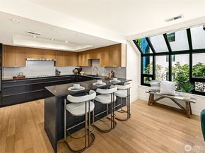 2400 Aurora Avenue N 210, Seattle WA 98109