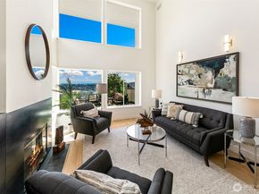 2400 Aurora Avenue N 210, Seattle WA 98109