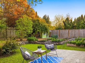 2001 SE 17th Court S, Renton WA 98055