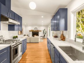 2001 SE 17th Court S, Renton WA 98055