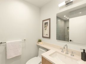 2001 SE 17th Court S, Renton WA 98055