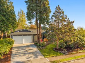 2001 SE 17th Court S, Renton WA 98055