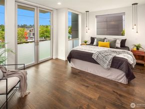 2834 Fairview Avenue E, Seattle WA 98102