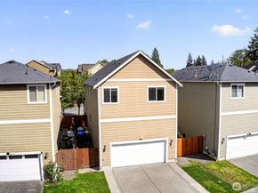 335 NE GRAHAM Avenue, Renton WA 98059