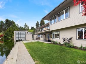 61 Cascade Key, Bellevue WA 98006