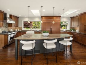 61 Cascade Key, Bellevue WA 98006