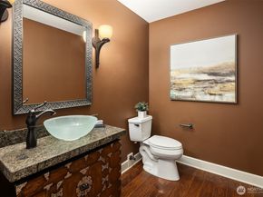 61 Cascade Key, Bellevue WA 98006