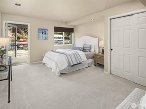 61 Cascade Key, Bellevue WA 98006