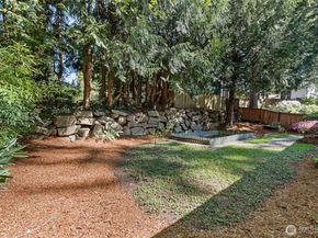 8215 172nd Avenue NE, Redmond WA 98052