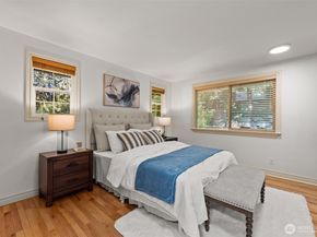 8215 172nd Avenue NE, Redmond WA 98052