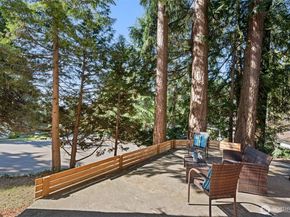 8215 172nd Avenue NE, Redmond WA 98052