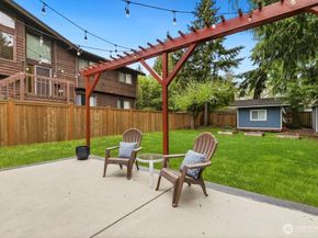 2122 N 128th Street, Seattle WA 98133