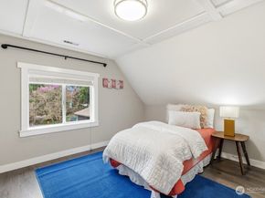 2122 N 128th Street, Seattle WA 98133