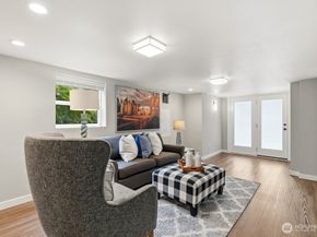 2122 N 128th Street, Seattle WA 98133
