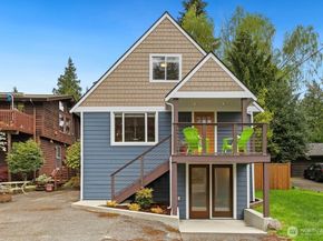 2122 N 128th Street, Seattle WA 98133