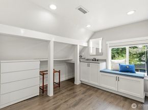 2122 N 128th Street, Seattle WA 98133