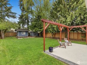 2122 N 128th Street, Seattle WA 98133