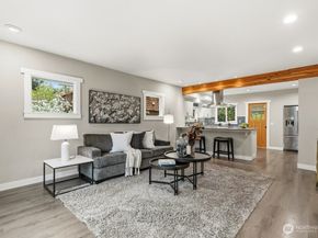2122 N 128th Street, Seattle WA 98133