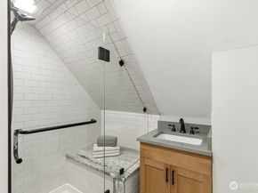 2122 N 128th Street, Seattle WA 98133