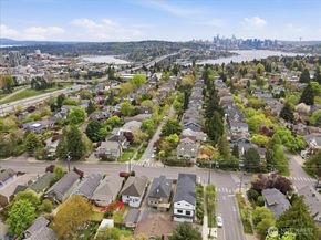 308 NE 50th Street, Seattle WA 98105