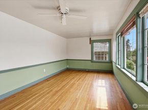 308 NE 50th Street, Seattle WA 98105