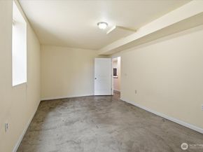 308 NE 50th Street, Seattle WA 98105