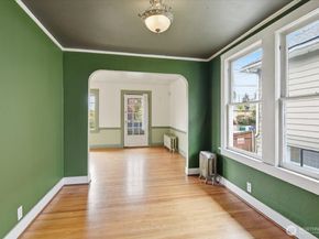308 NE 50th Street, Seattle WA 98105