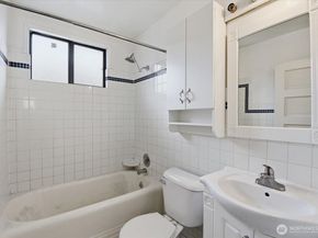 308 NE 50th Street, Seattle WA 98105