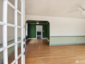 308 NE 50th Street, Seattle WA 98105