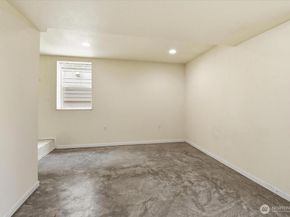 308 NE 50th Street, Seattle WA 98105