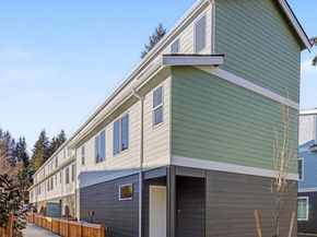 19505 Damson Road B1, Lynnwood WA 98036
