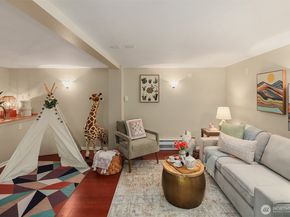 1161 Aberdeen Avenue NE, Renton WA 98056