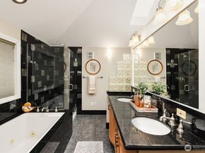 1161 Aberdeen Avenue NE, Renton WA 98056
