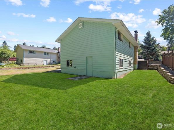 17023 113th Avenue SE, Renton WA 98055