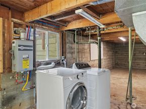 17023 113th Avenue SE, Renton WA 98055