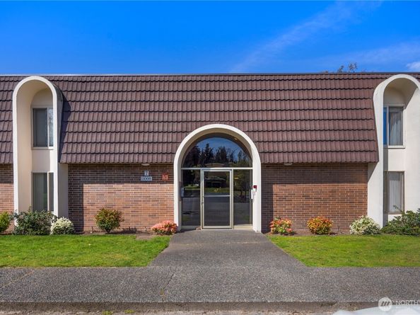 11008 NE 68th St 728, Kirkland WA 98033