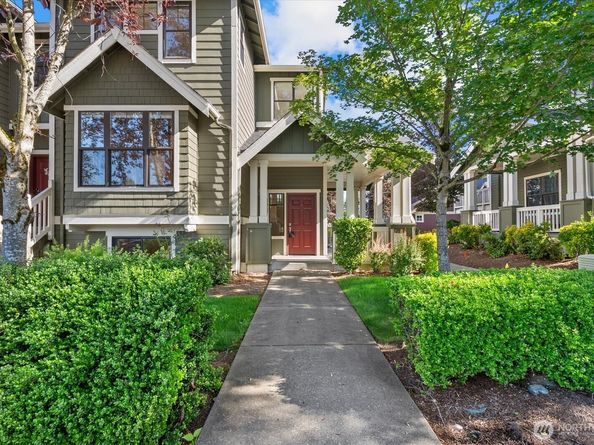 1867 NE Kenyon Court, Issaquah WA 98029