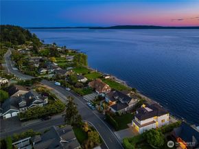 18051 Normandy Terrace SW, Normandy Park WA 98166