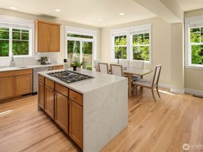16517 SE 66th Street, Bellevue WA 98006