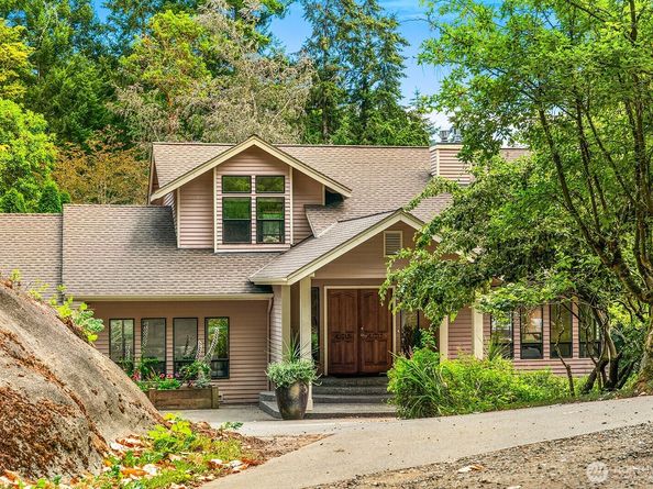 22808 105th Avenue SW, Vashon WA 98070