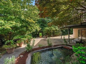 22808 105th Avenue SW, Vashon WA 98070