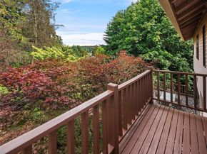 22808 105th Avenue SW, Vashon WA 98070