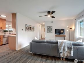 3708 NE 22nd Street, Renton WA 98056