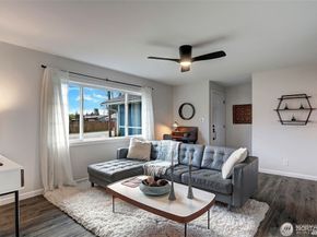 3708 NE 22nd Street, Renton WA 98056