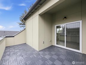 14610 Corliss Avenue N A, Shoreline WA 98133