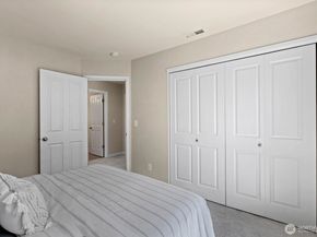 13758 174th Avenue SE, Renton WA 98059
