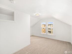 3443 21st Avenue W, Seattle WA 98199